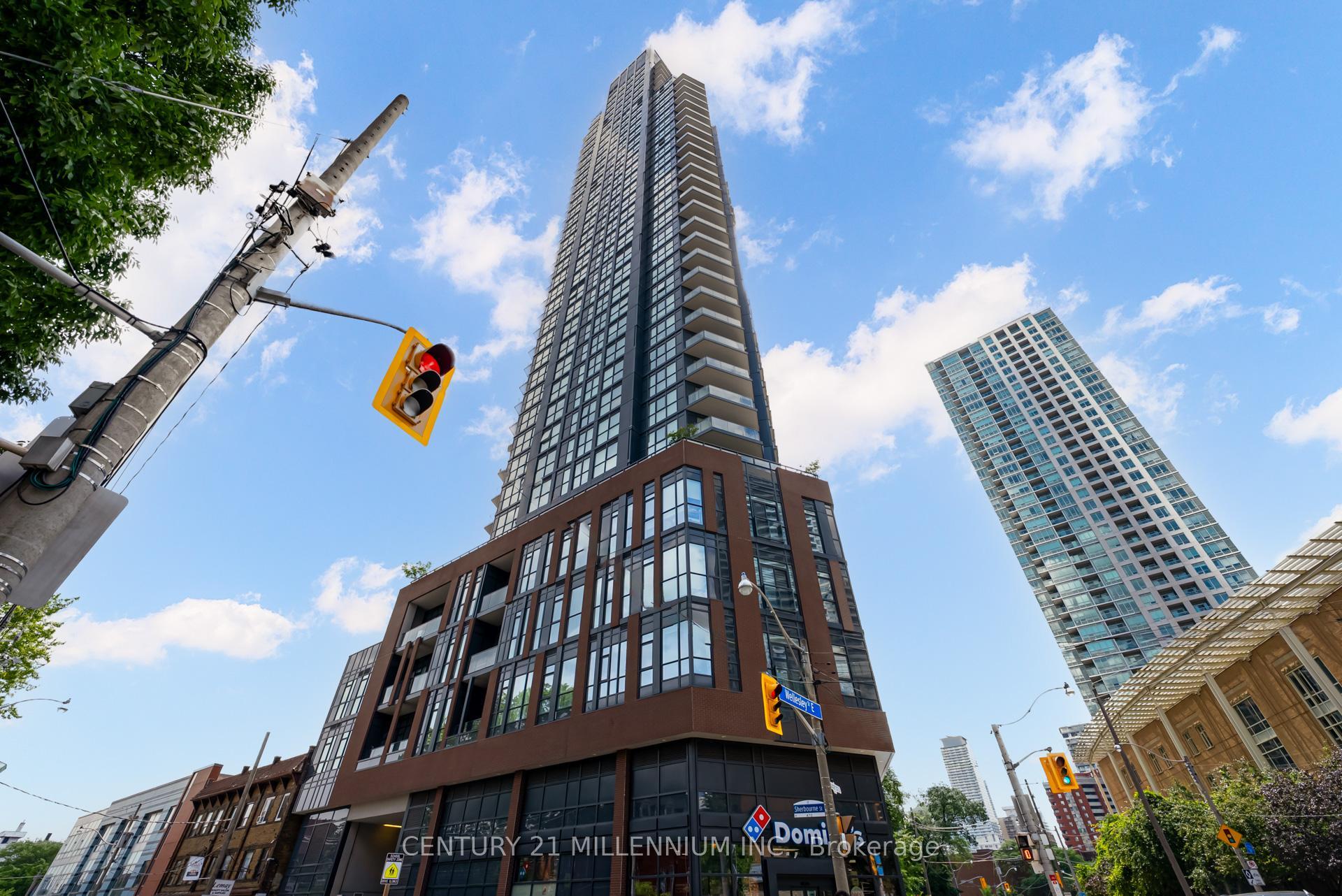 159 Wellesley Street E 708  Toronto ON M4Y 0H5 photo