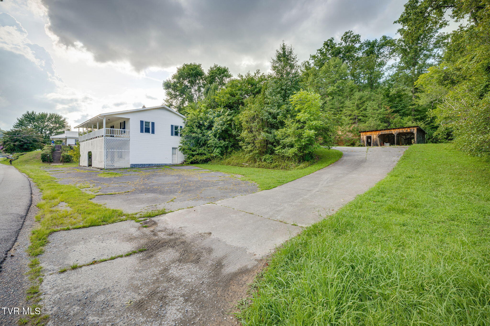 Property Photo: 4744 Yuma Road VA 24251