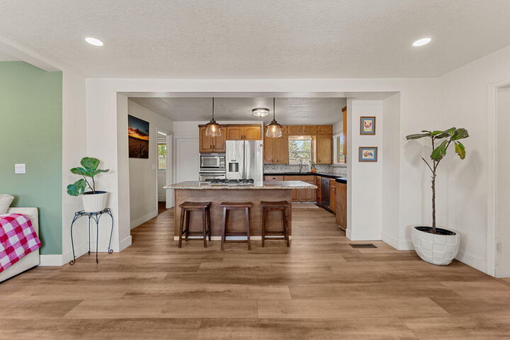 Property Photo: 85 E 200 N UT 84742
