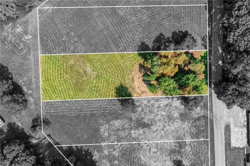Property Photo: 110 Douglass Rd Lot #135 PA 15010