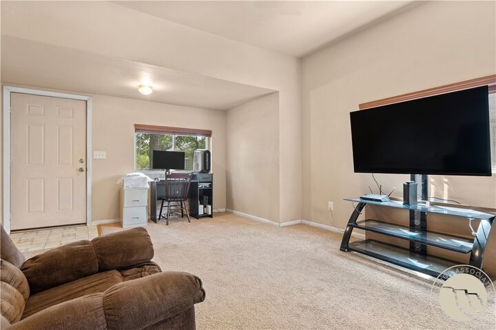 Property Photo: 518 Date Avenue MT 59044