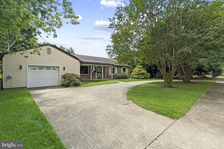 Property Photo: 210 High Street NJ 08052