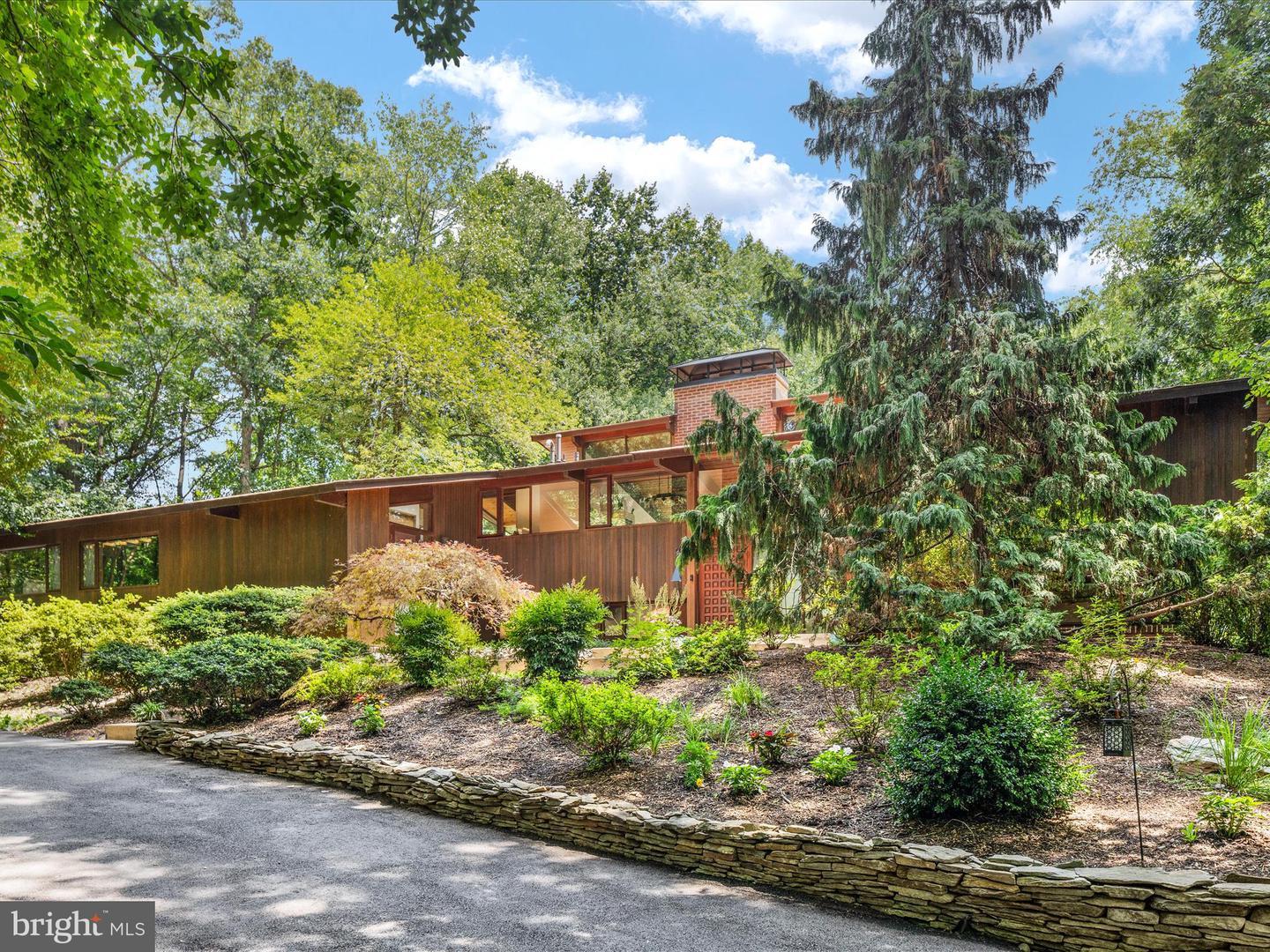 Property Photo: 1749 Dressage Drive VA 20190