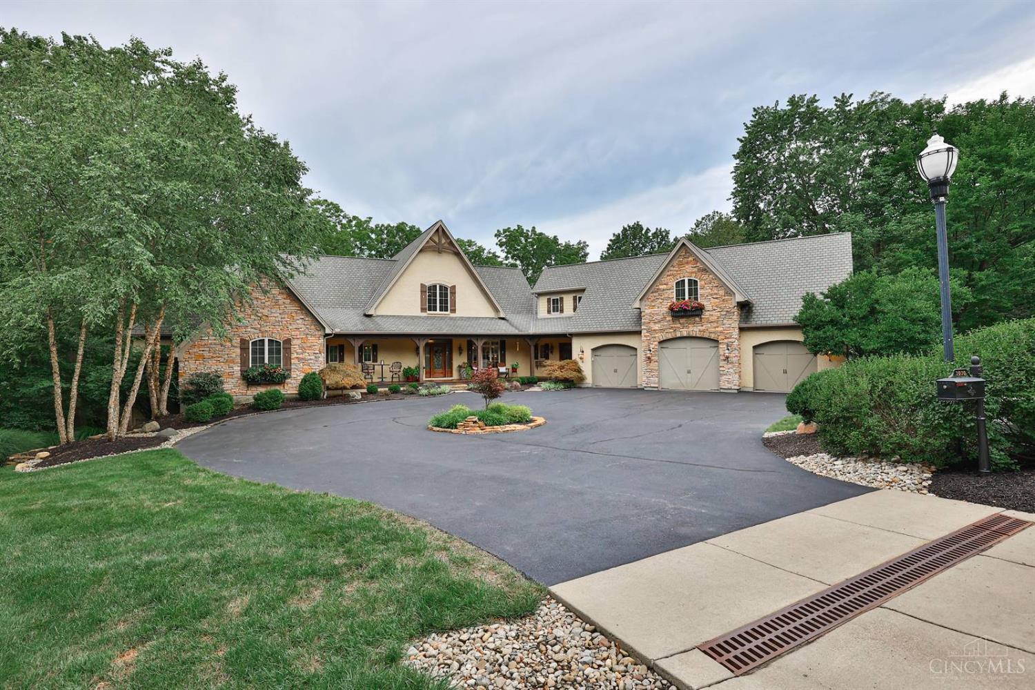 Property Photo: 1010 Spindletop Hill OH 45245