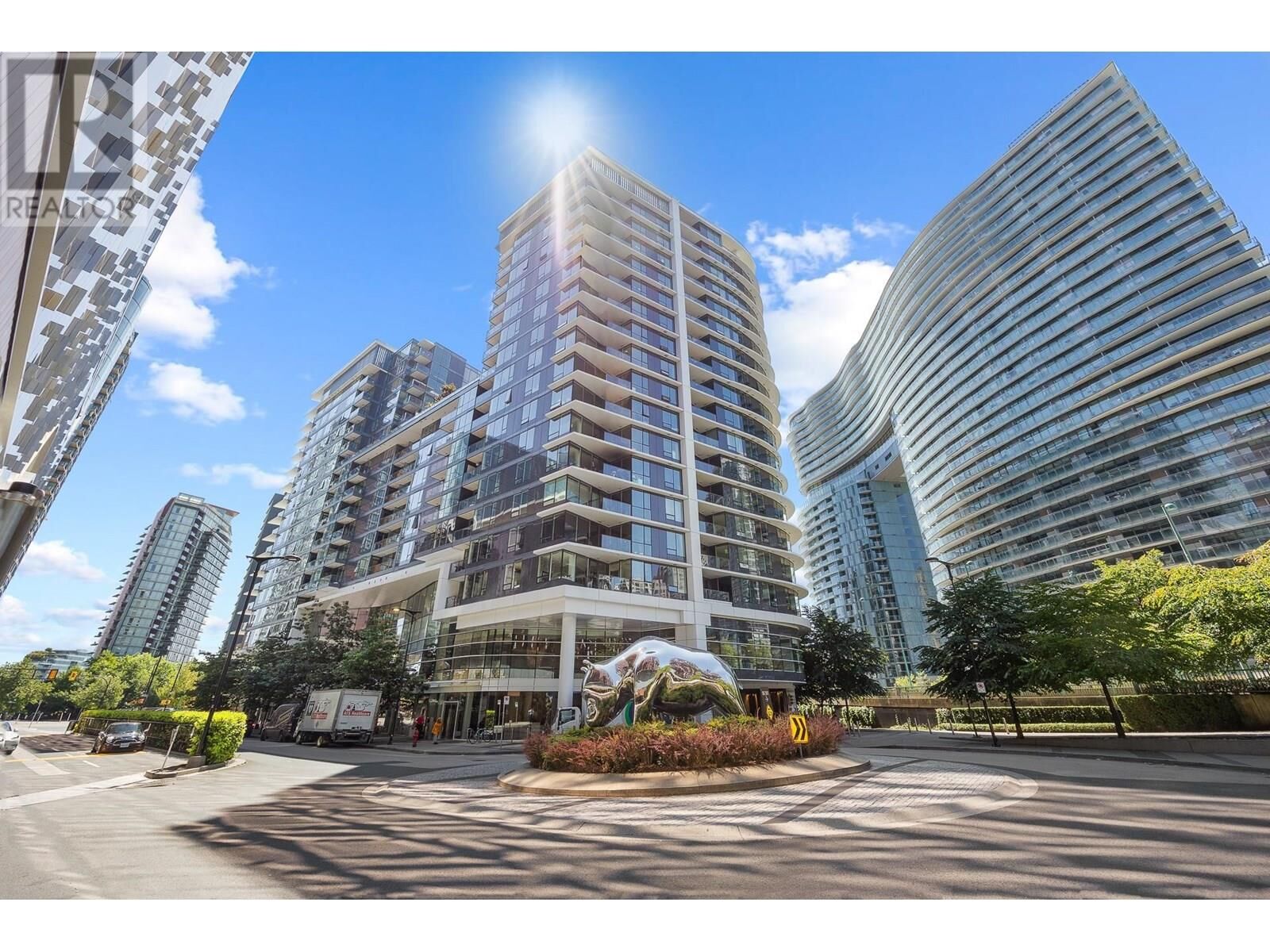 Property Photo: 68 Smithe Street 1122 BC V6B 0P4
