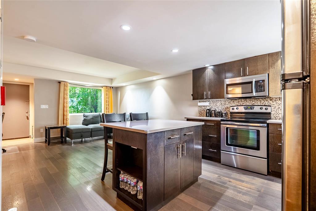 Property Photo: 1195 Troy Avenue MB R2X 1E4