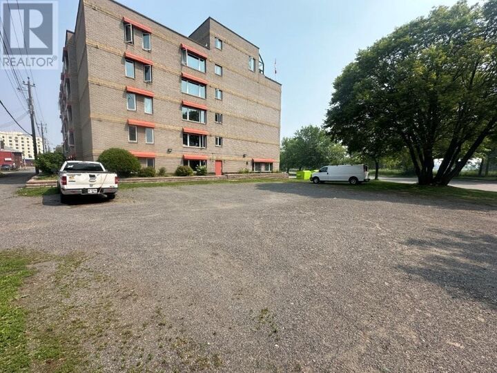 Property Photo:  235 Ross Street  ON P7E 1B4 