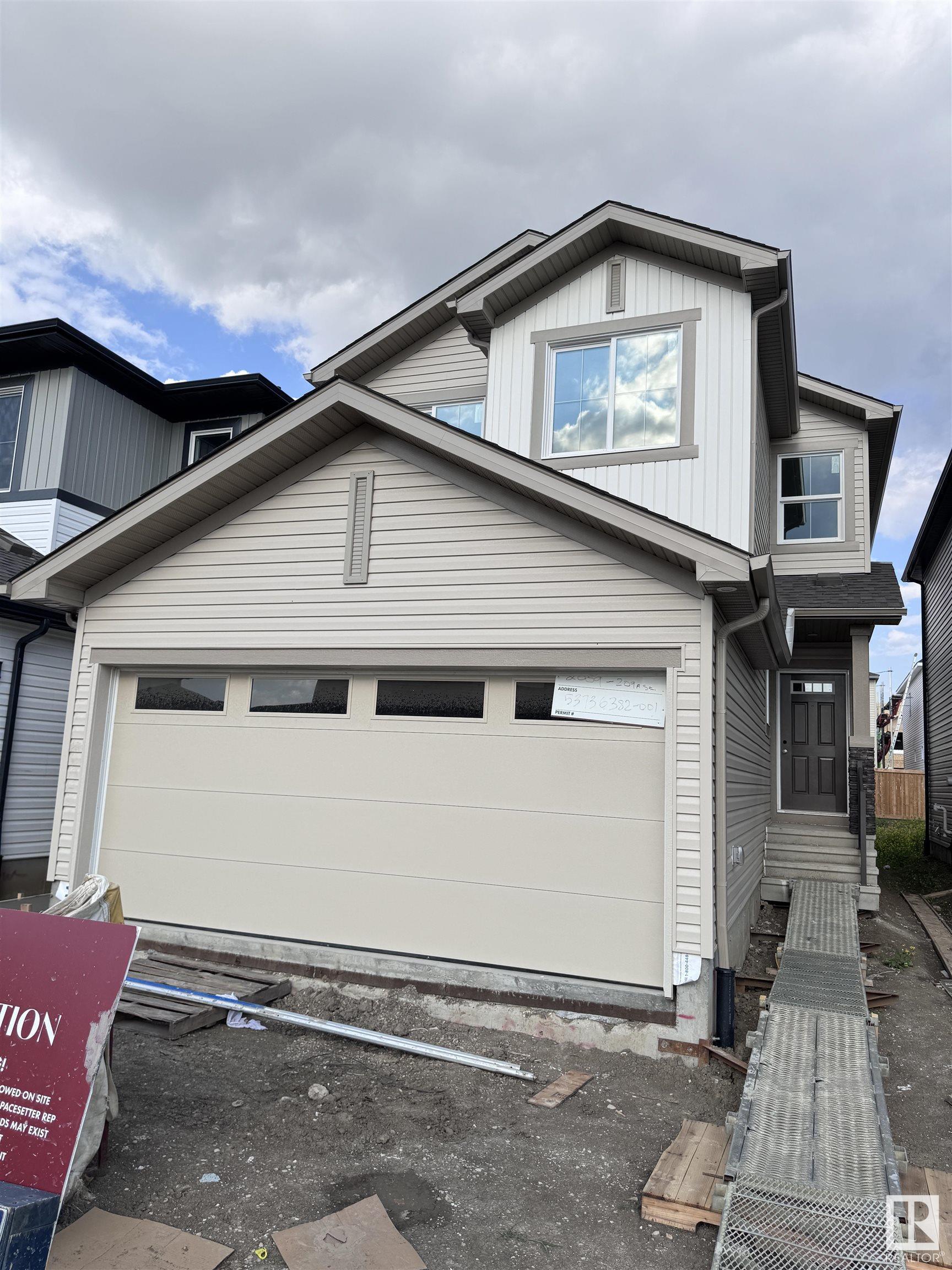 2009 209A Street NW  Edmonton AB T6M 3C8 photo