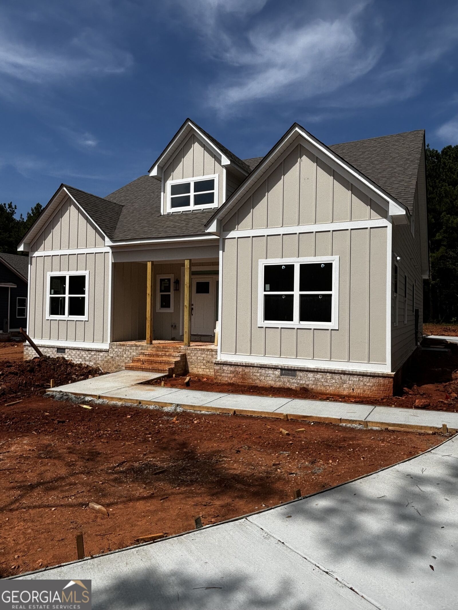 Property Photo: 50 Oxford Road GA 30054
