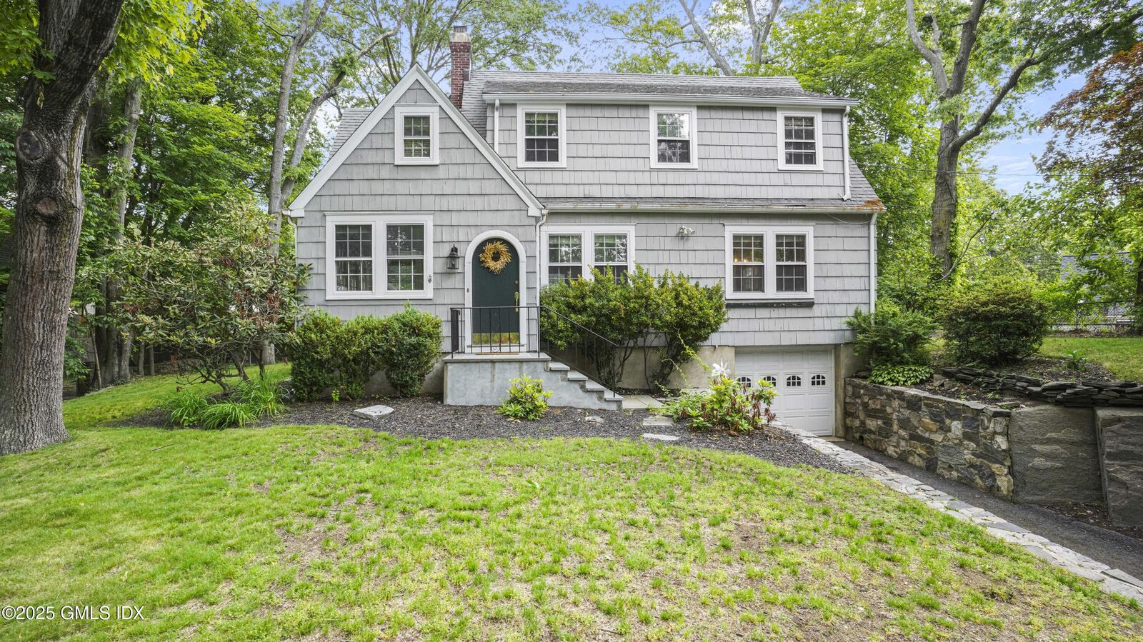 Property Photo:  8 Ferris Drive  CT 06870 