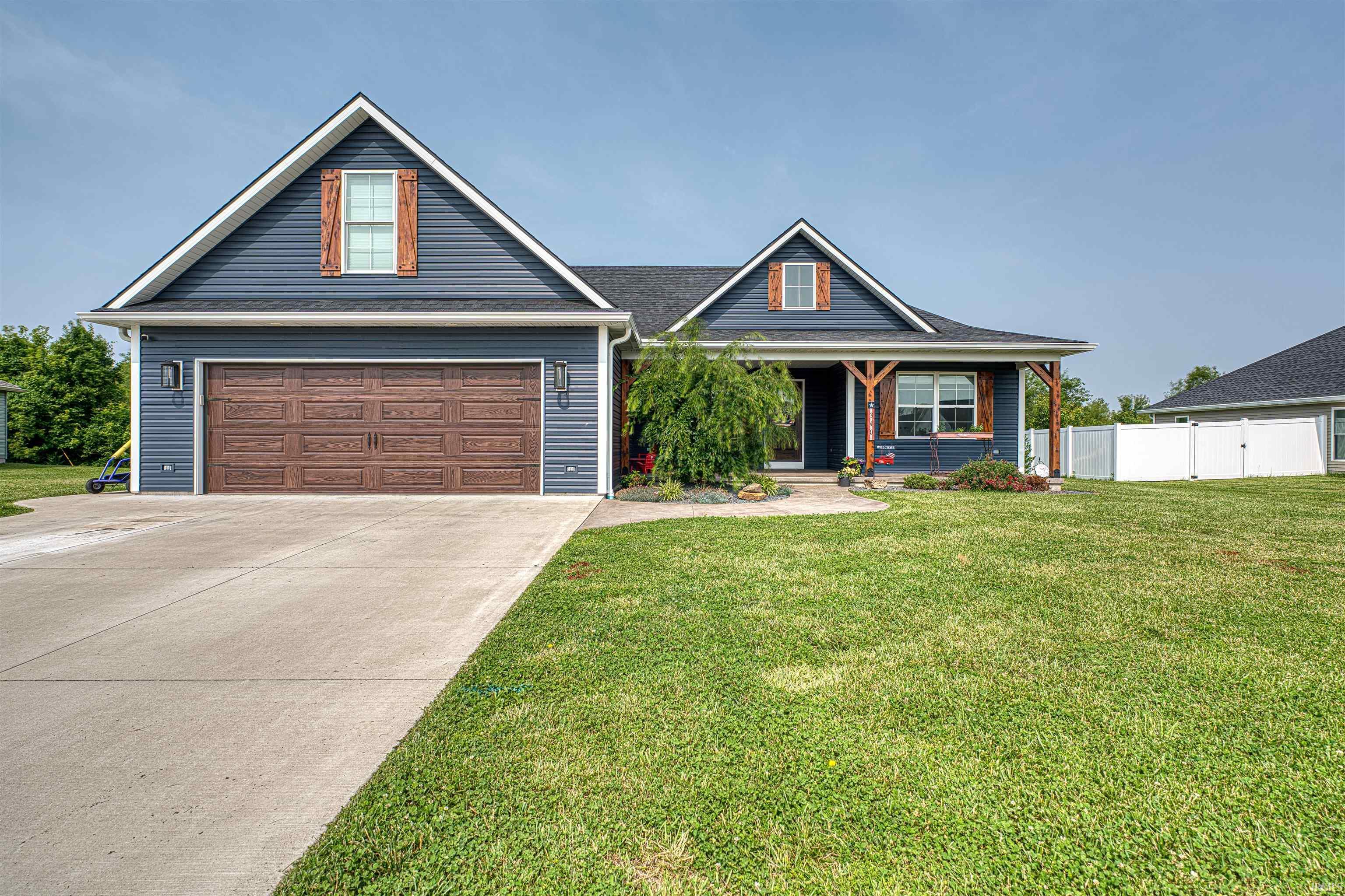 Property Photo: 340 Wabash Circle IN 47610
