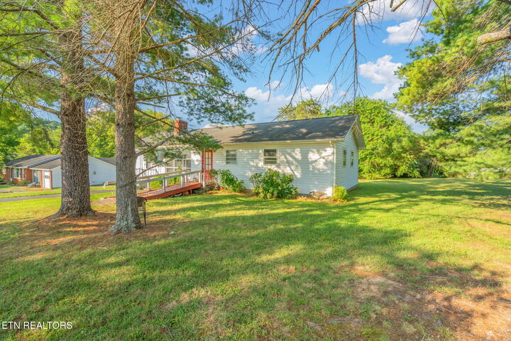 Property Photo: 6929 Pennell Lane TN 37931
