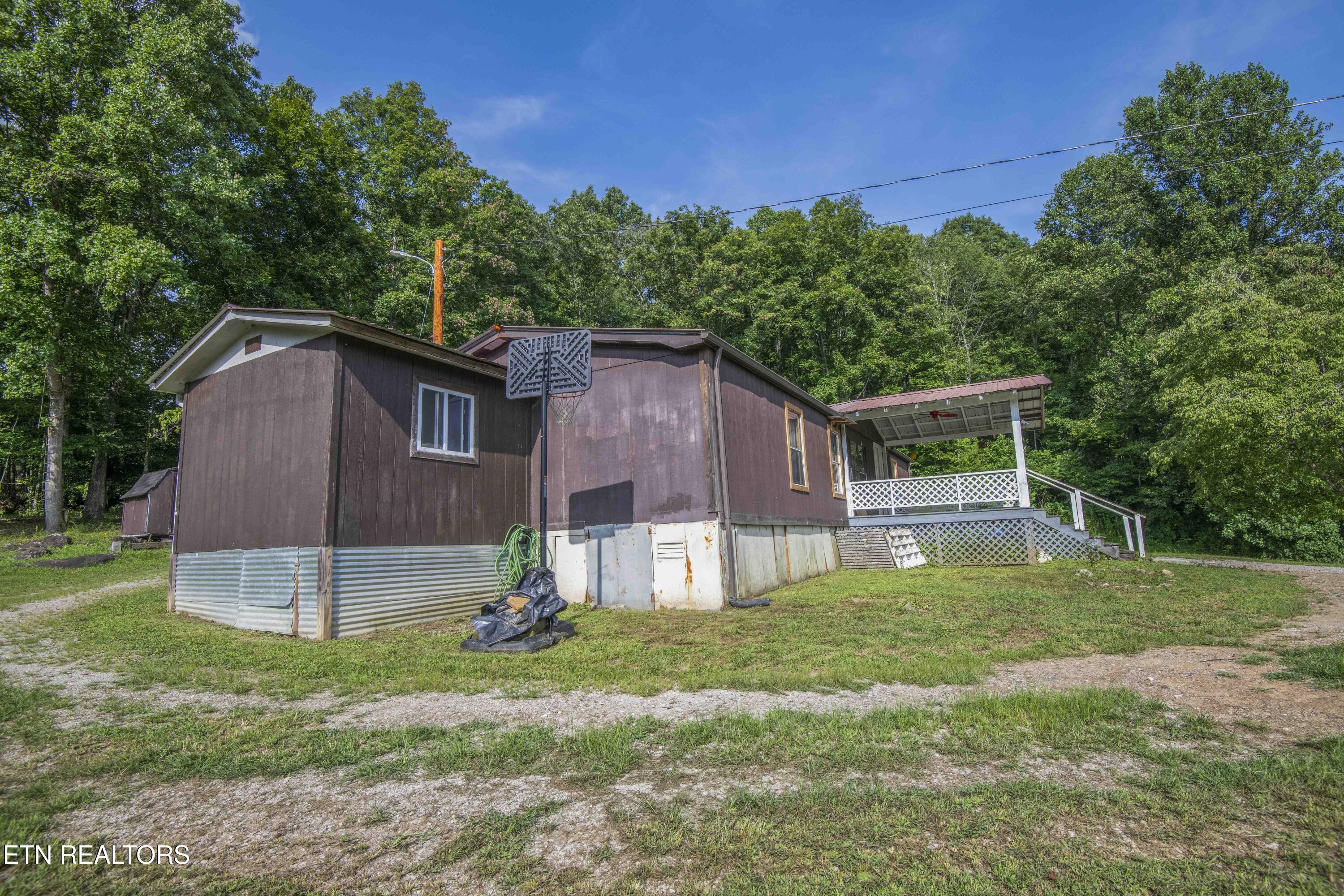 Property Photo: 180 Grady Langley Rd TN 37770