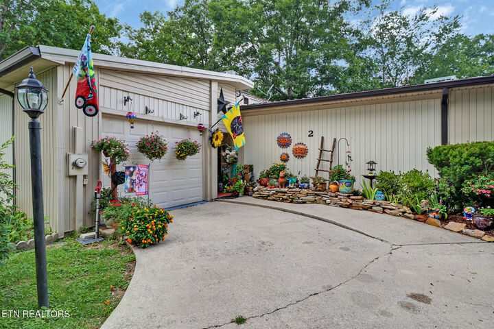 Property Photo:  33 Big Horn Loop 2  TN 38572 