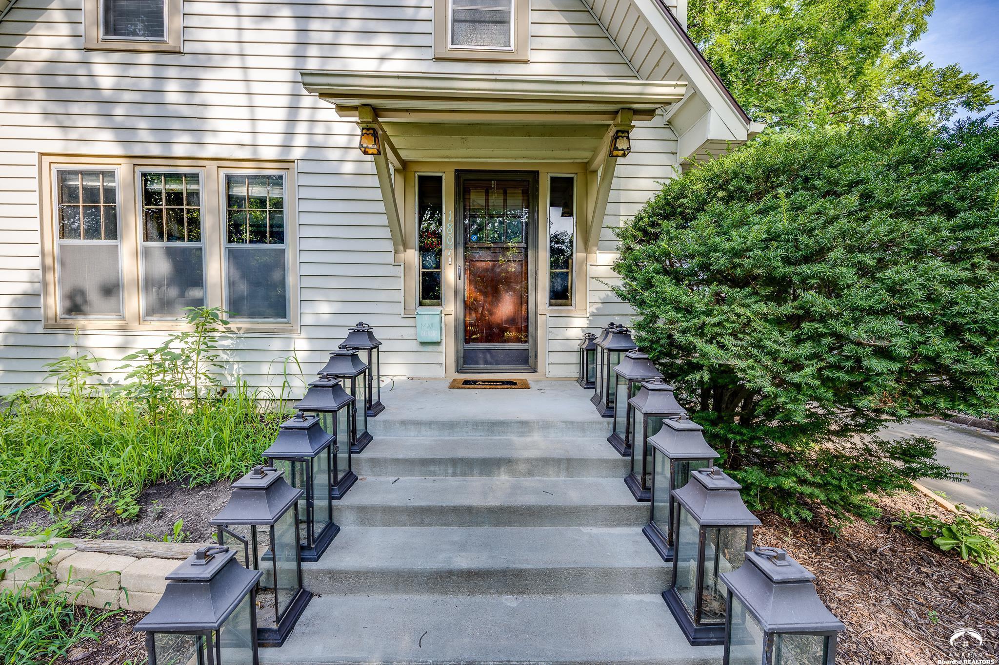 Property Photo:  1807 Alabama Street  KS 66044 