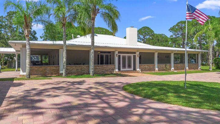 Property Photo: 2659 Pioneer Trail FL 32168
