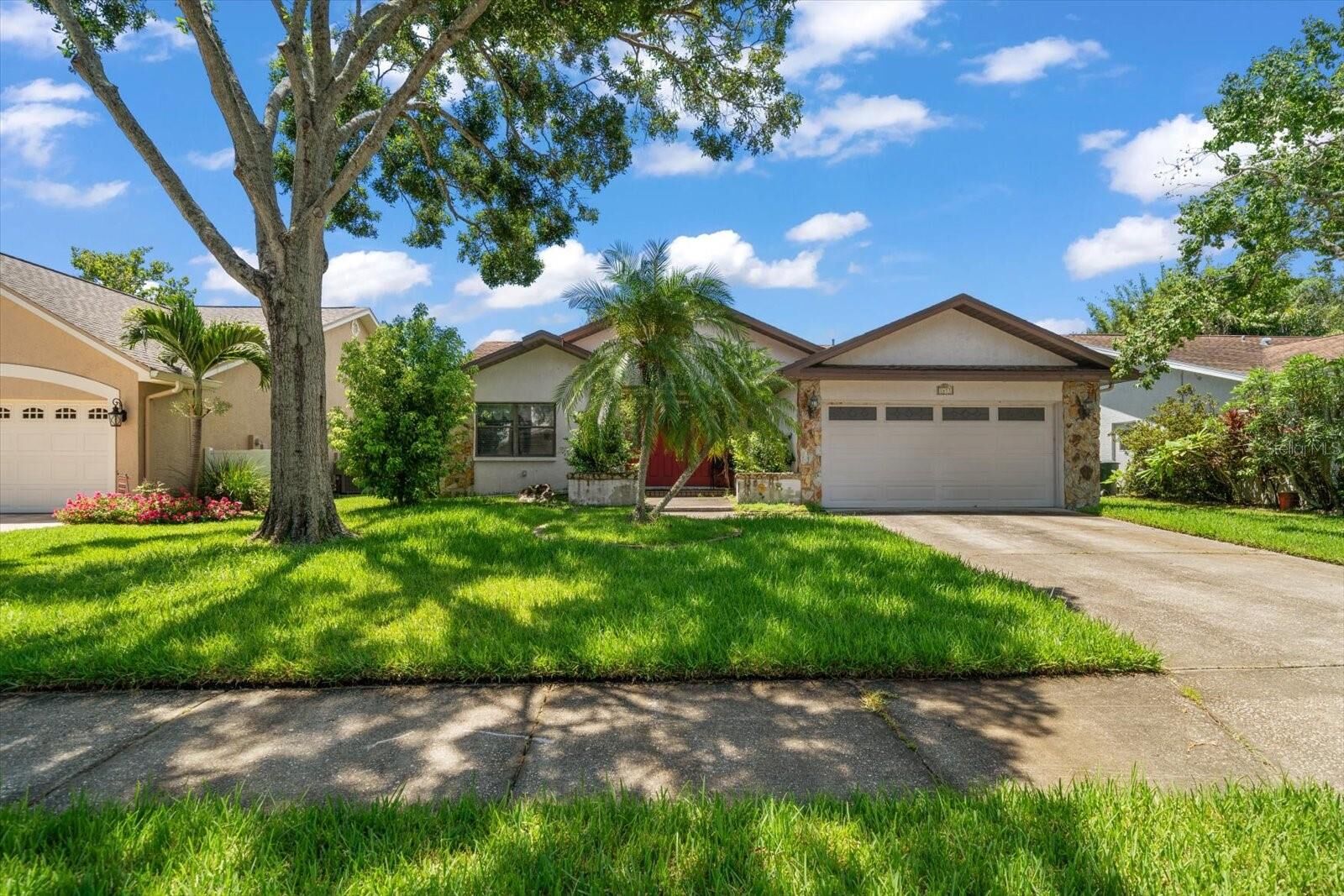 Property Photo: 1455 Coastal Place FL 34698