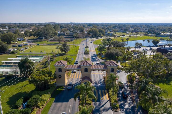 Property Photo: 1609 Laughton Place FL 33573