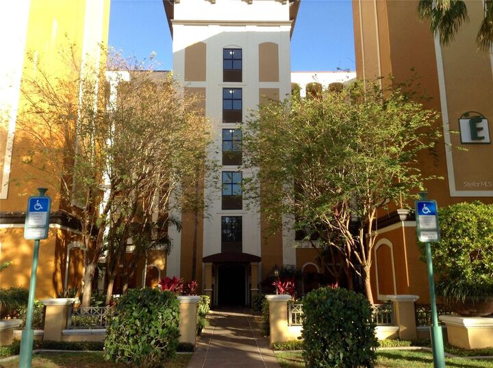 Property Photo: 12527 Floridays Resort Drive 611-E FL 32821