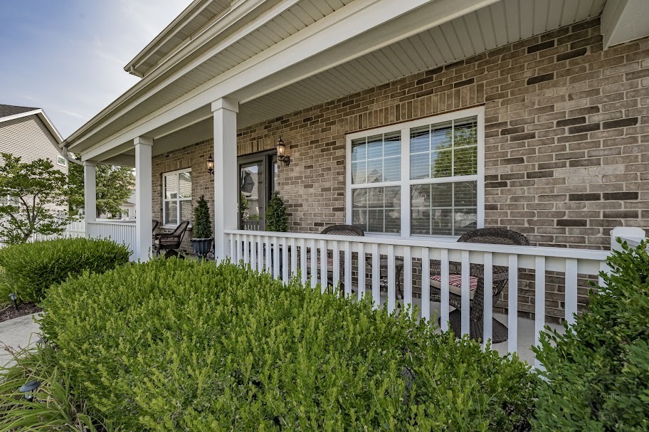 Property Photo:  777 N Mather Court  IL 60446 
