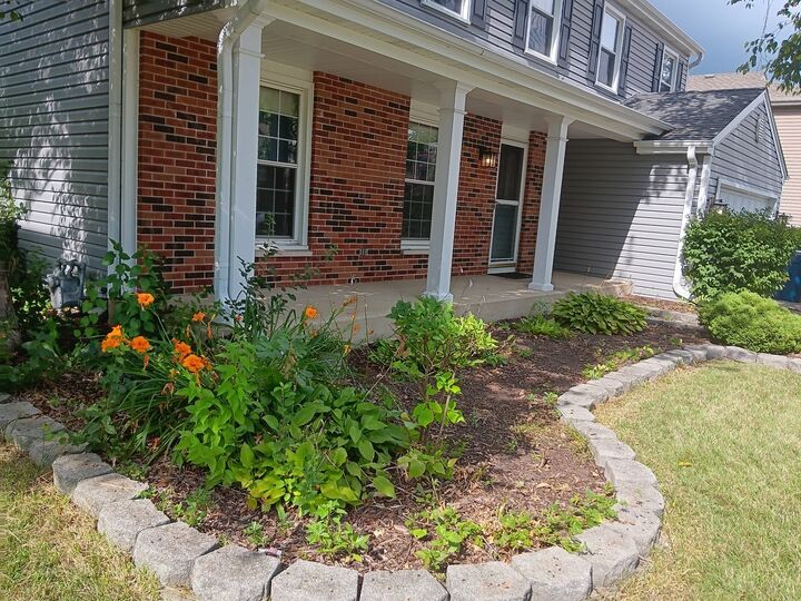 Property Photo:  1024 Confederation Drive  IL 60103 