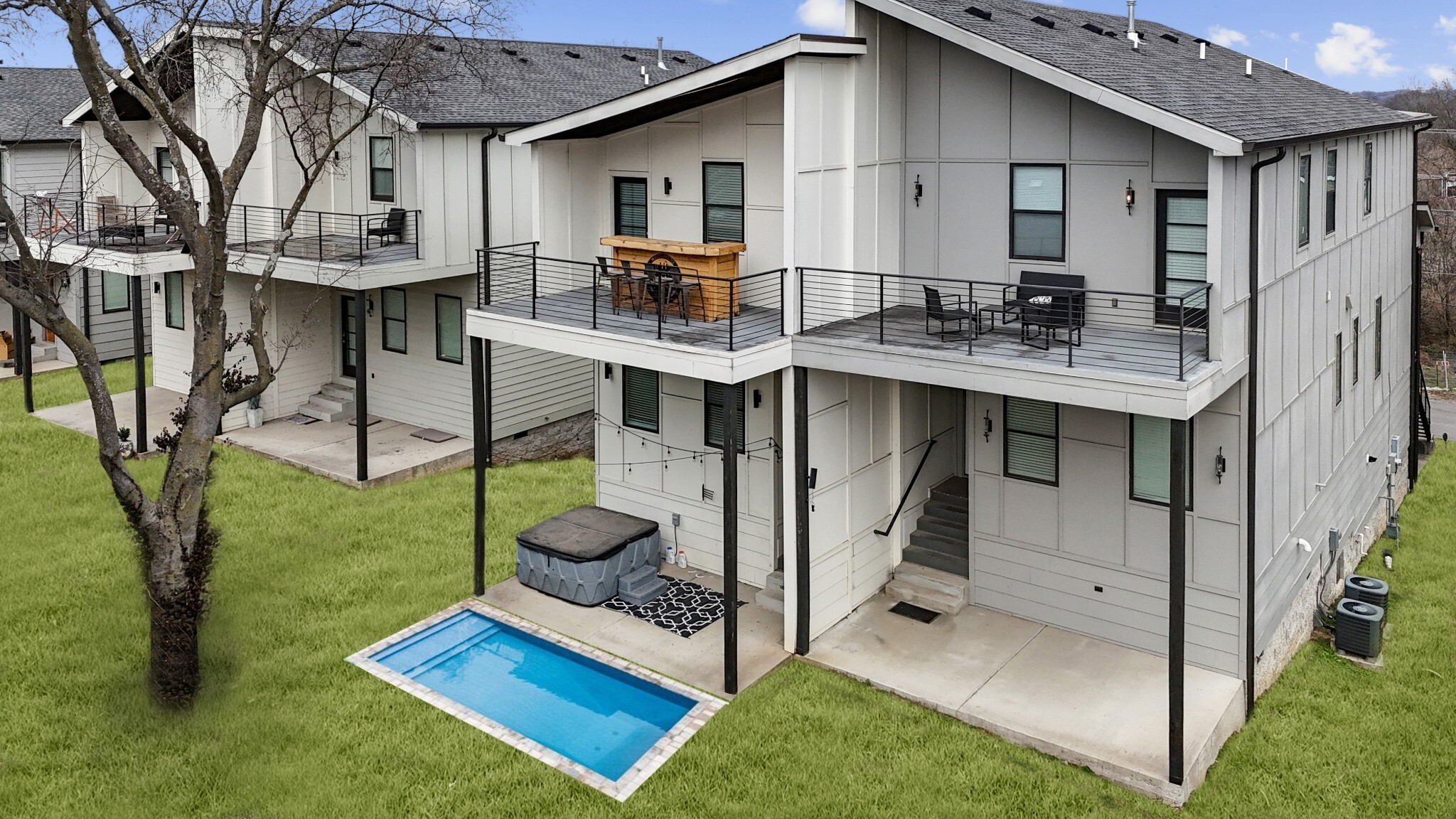 Property Photo: 113B Elmhurst Ave TN 37207