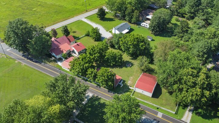 Property Photo:  3371 Highway 76  TN 37048 