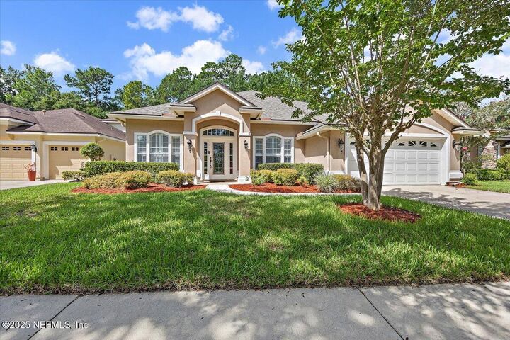 Property Photo:  1484 Barrington Circle  FL 32092 