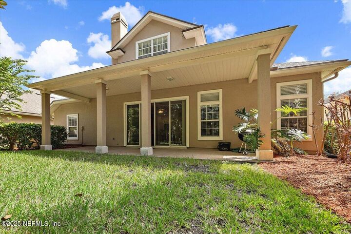 Property Photo: 1484 Barrington Circle FL 32092