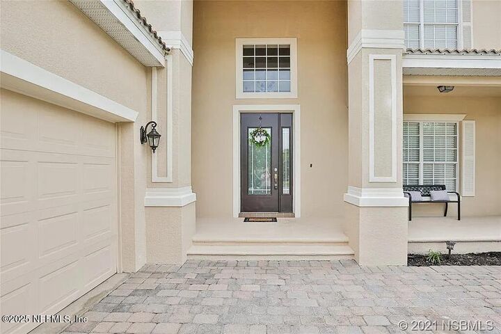 Property Photo: 453 Venetian Villa Drive FL 32168