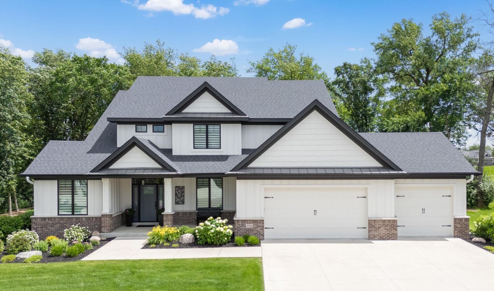 Property Photo: 2576 Timber Oaks Road SW MN 55902