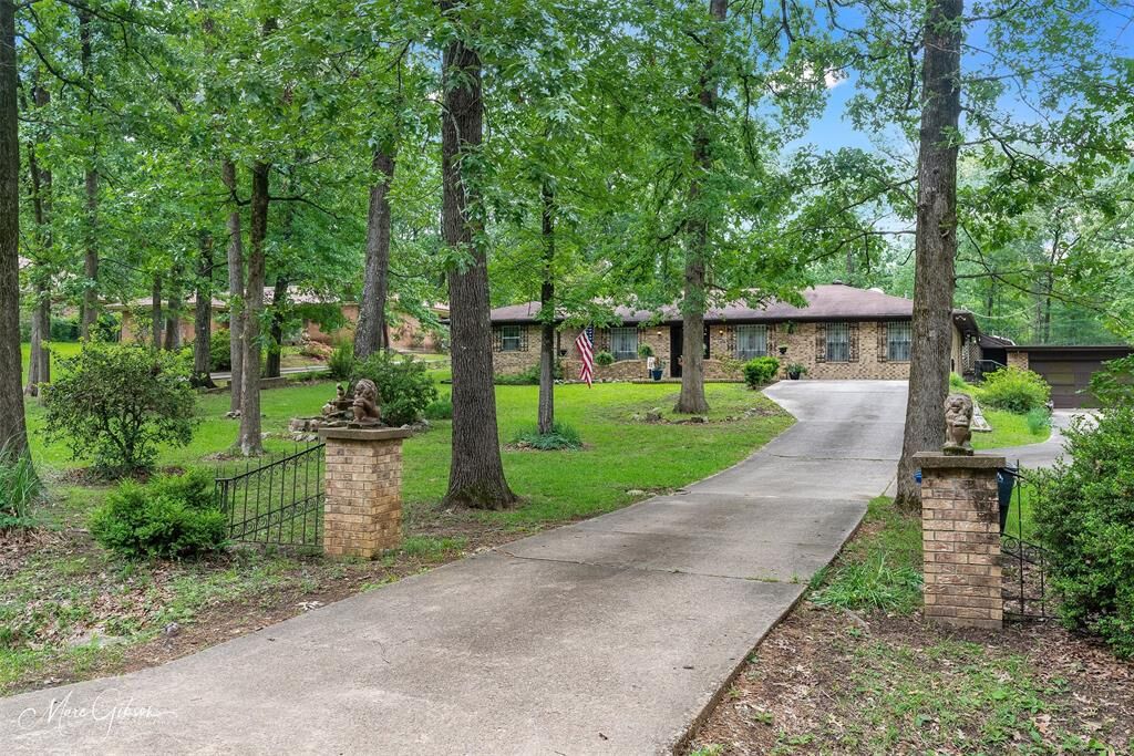 Property Photo: 6127 Land O Trees Street LA 71119