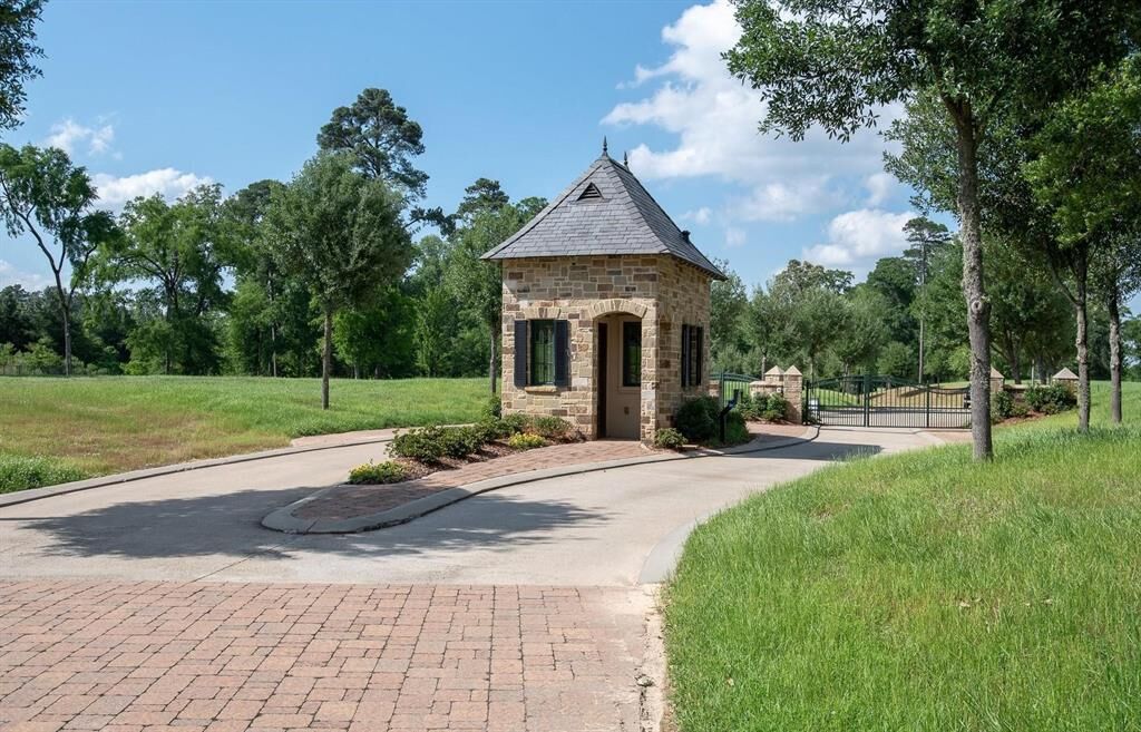 Property Photo:  0 Cross Ridge Court 156  LA 71106 