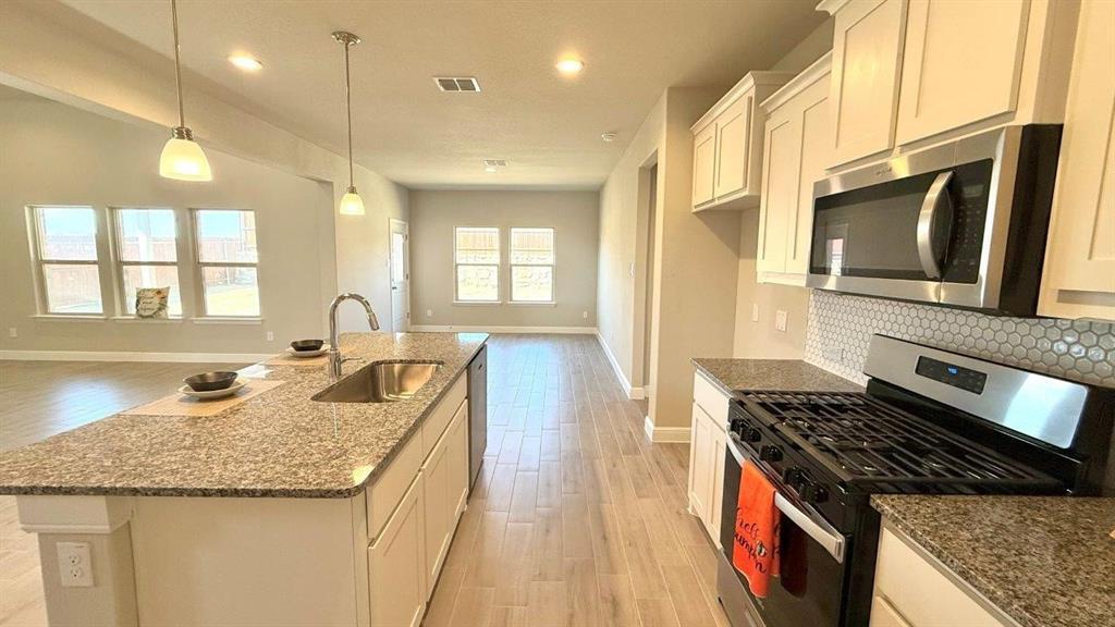 Property Photo:  1934 Cookes Lane  TX 76033 