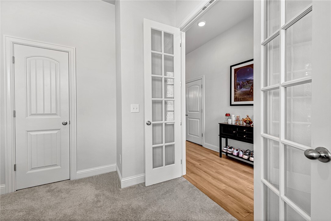 Property Photo: 1412 Spring Water Way AR 72718