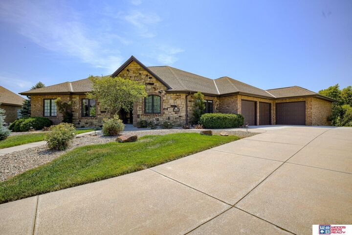Property Photo: 7321 S 96th Court NE 68526