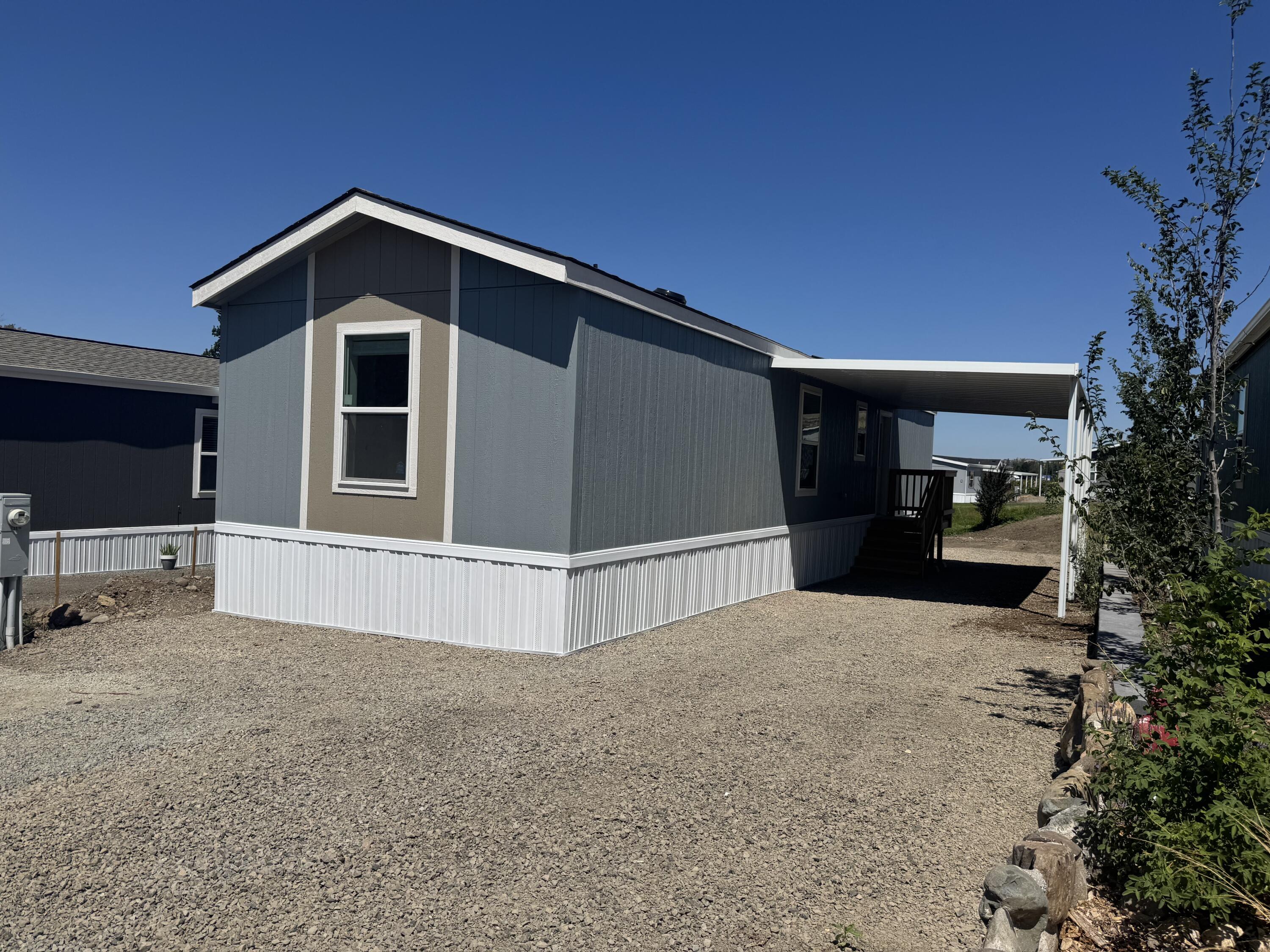 Property Photo: 1 Corral Lane #16 OR 97520