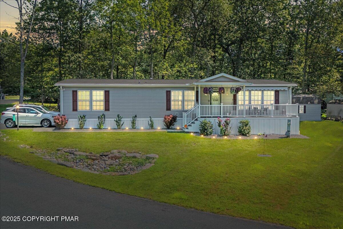 Property Photo: 7587 Rocky Ridge Road PA 18302