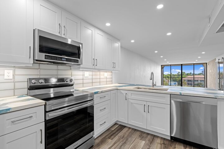 6 Royal Palm Way 509  Boca Raton FL 33432 photo