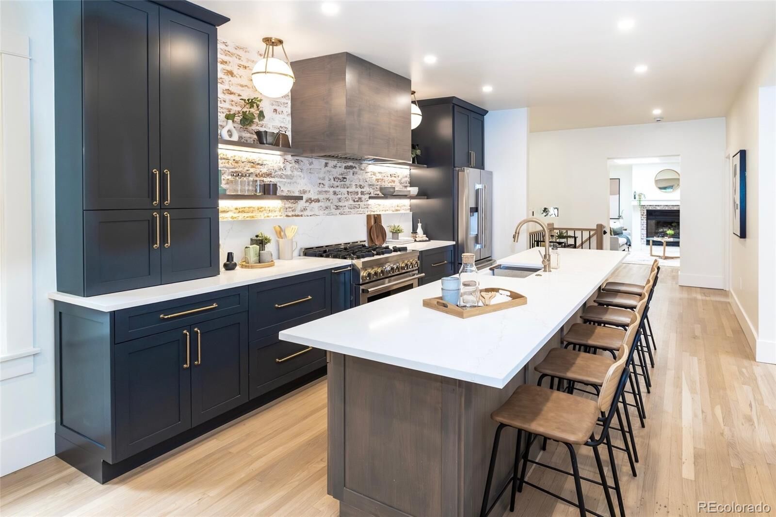 Property Photo: 875 S High Street CO 80209