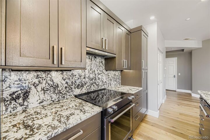 Property Photo:  475 W 12th Avenue 7E  CO 80204 