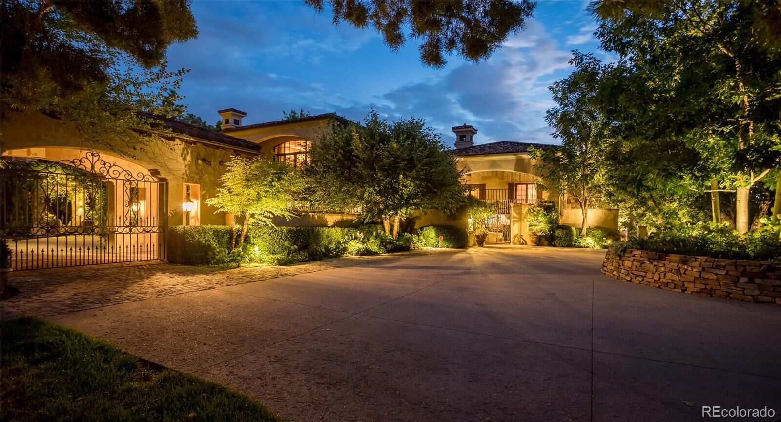 Property Photo: 4545 S High Street CO 80113