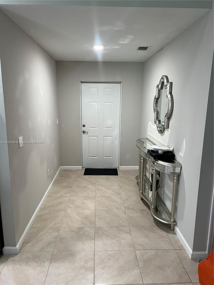 Property Photo:  172 SW Langfield Ave 0  FL 34984 