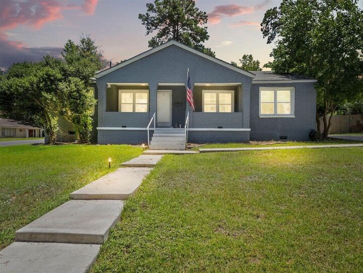 2001 Ginger Street  Leesville LA 71446 photo