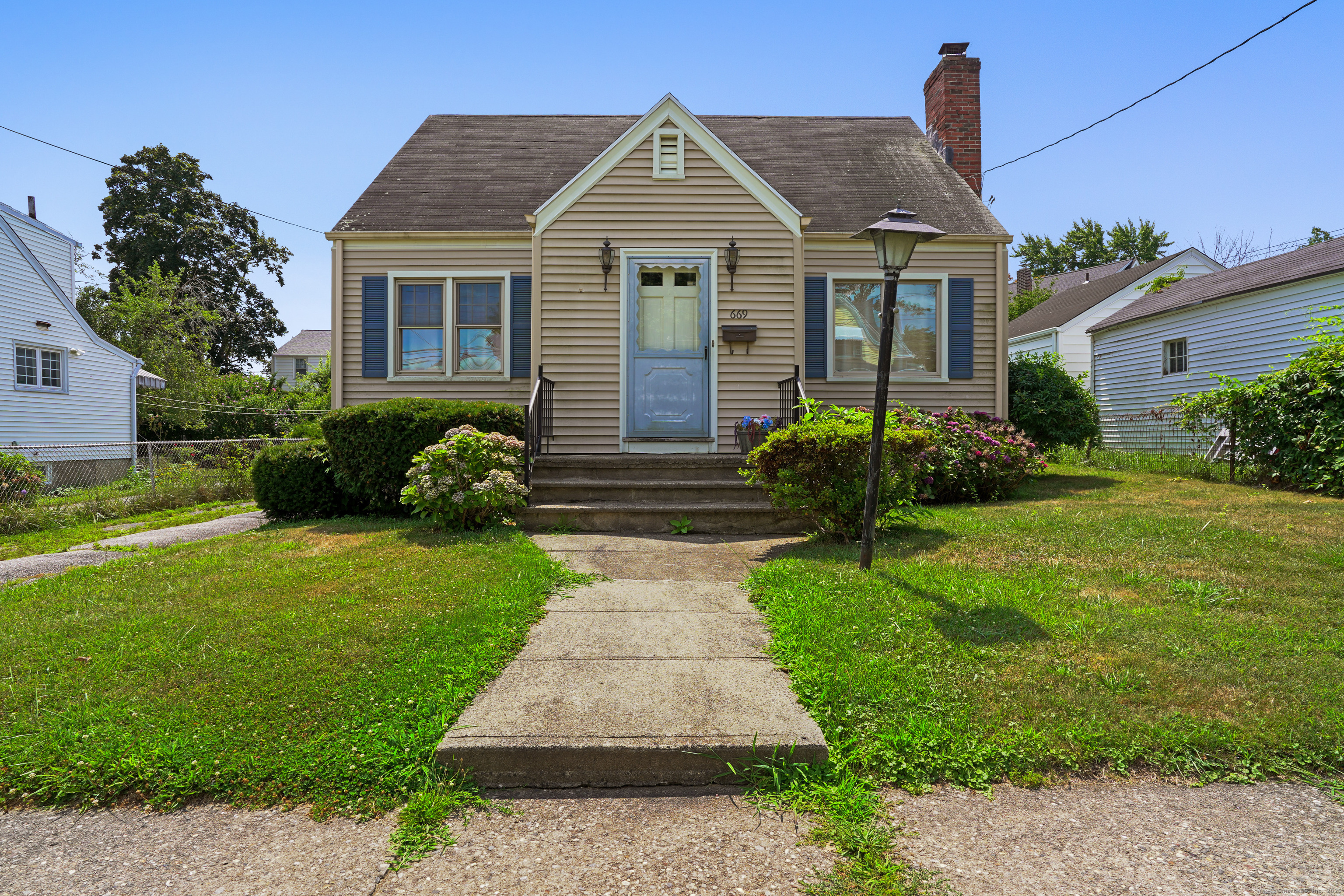 Property Photo: 669 Clark Street CT 06606