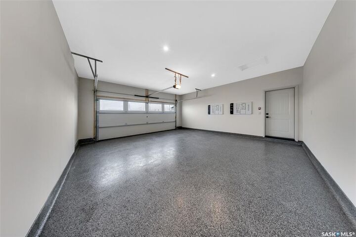 Property Photo: 720 Brighton Boulevard 4 SK S7V 1X1