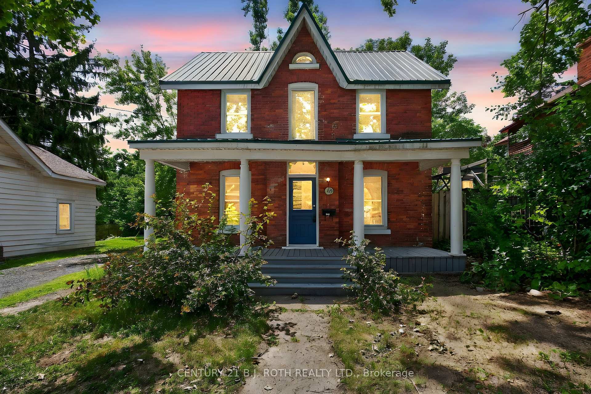 Photo de la propriété:  153 Laclie Street  ON L3V 4N1 
