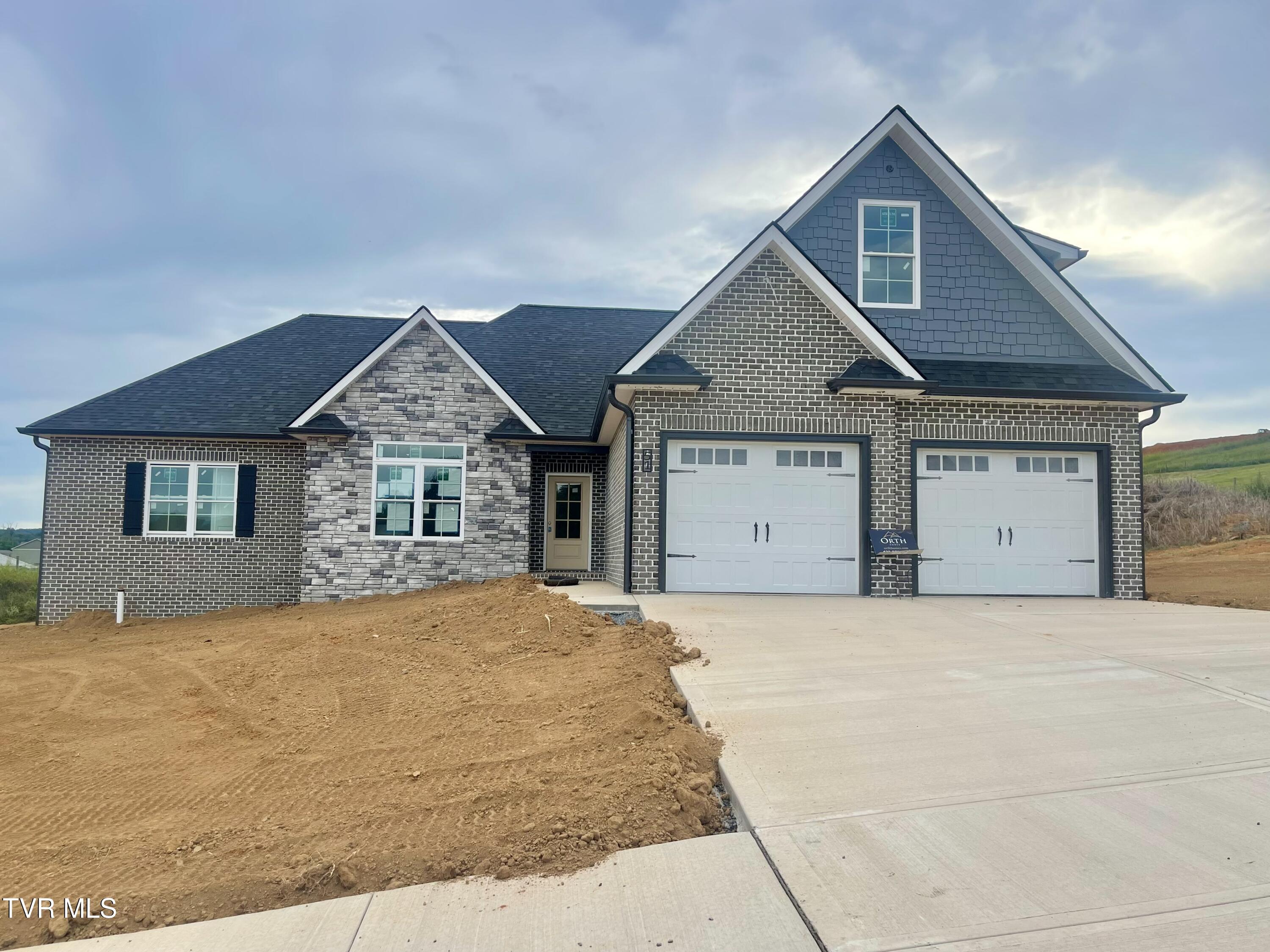 51 Glaze Farm Way  Johnson City TN 37615 photo