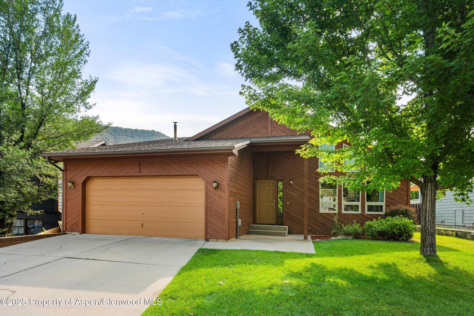 Property Photo: 1010 Park West Drive CO 81601