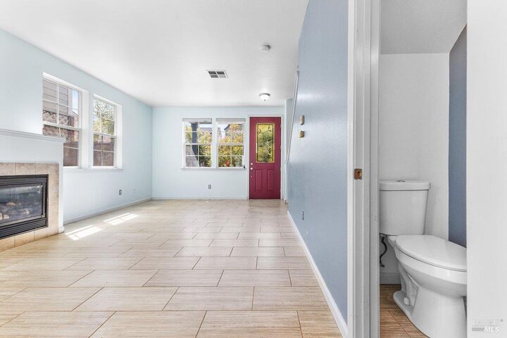 Property Photo:  2556 N Village Drive  CA 95403 